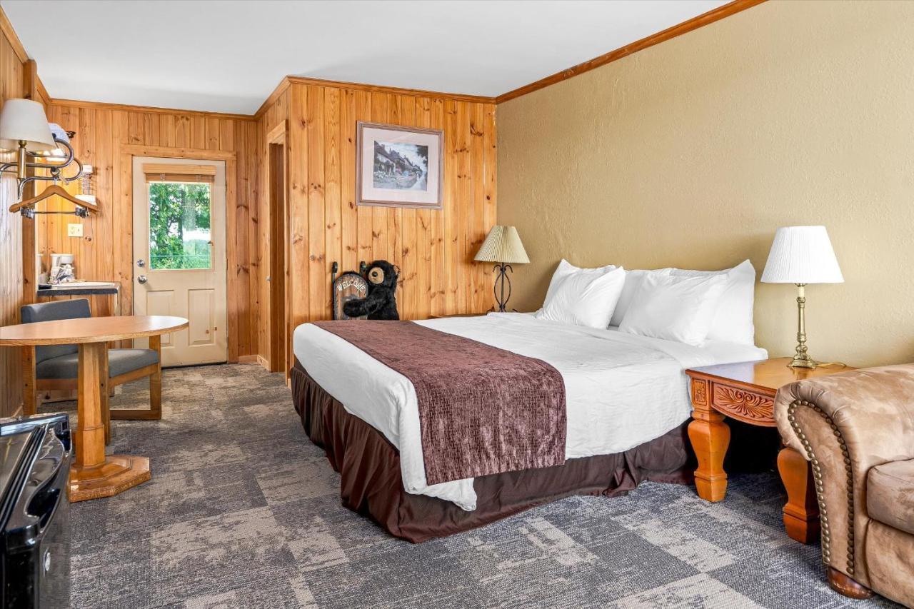 Green River Lodge Saluda Exterior photo